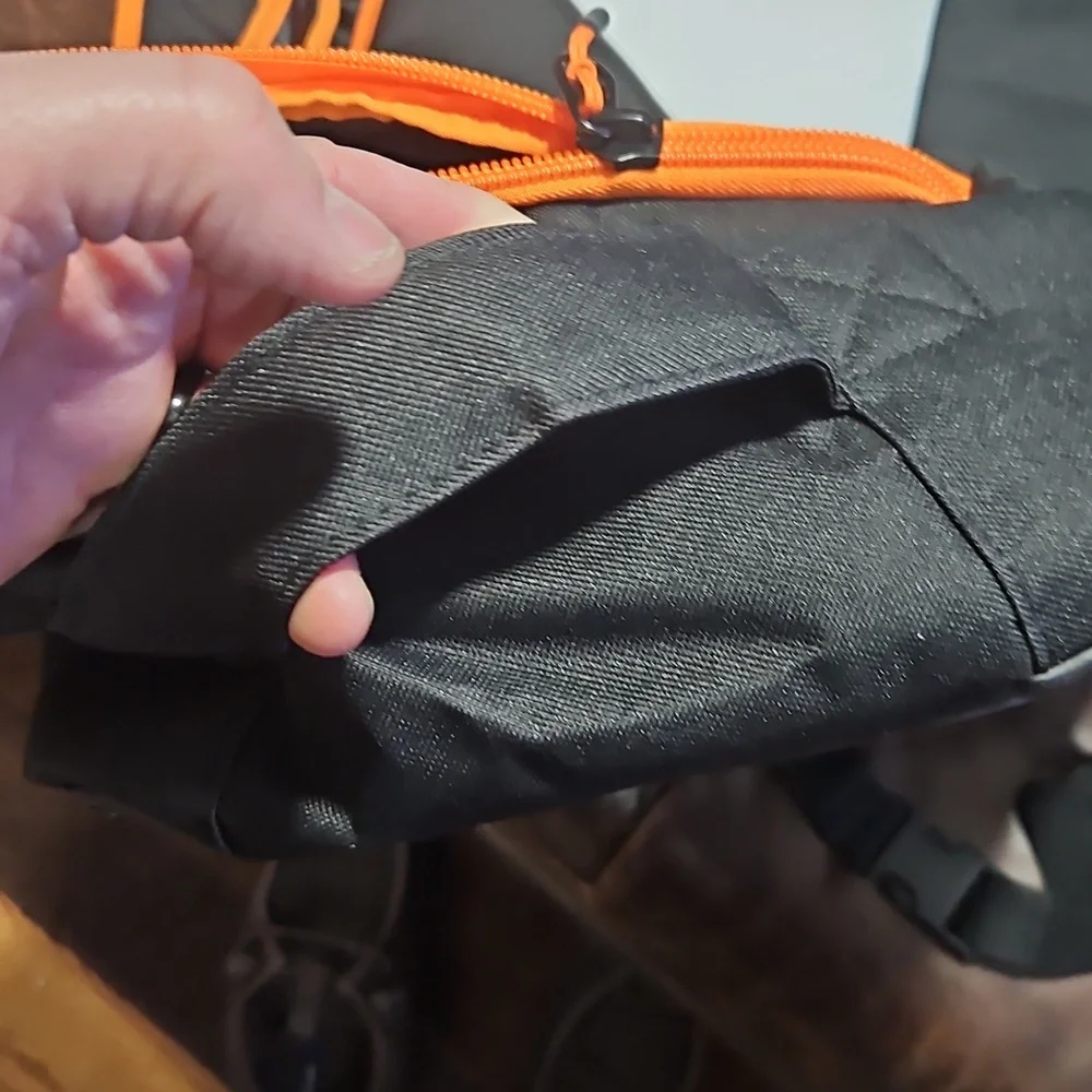2/$50 - Sukoa Travel Snow board Cushioned Bag.